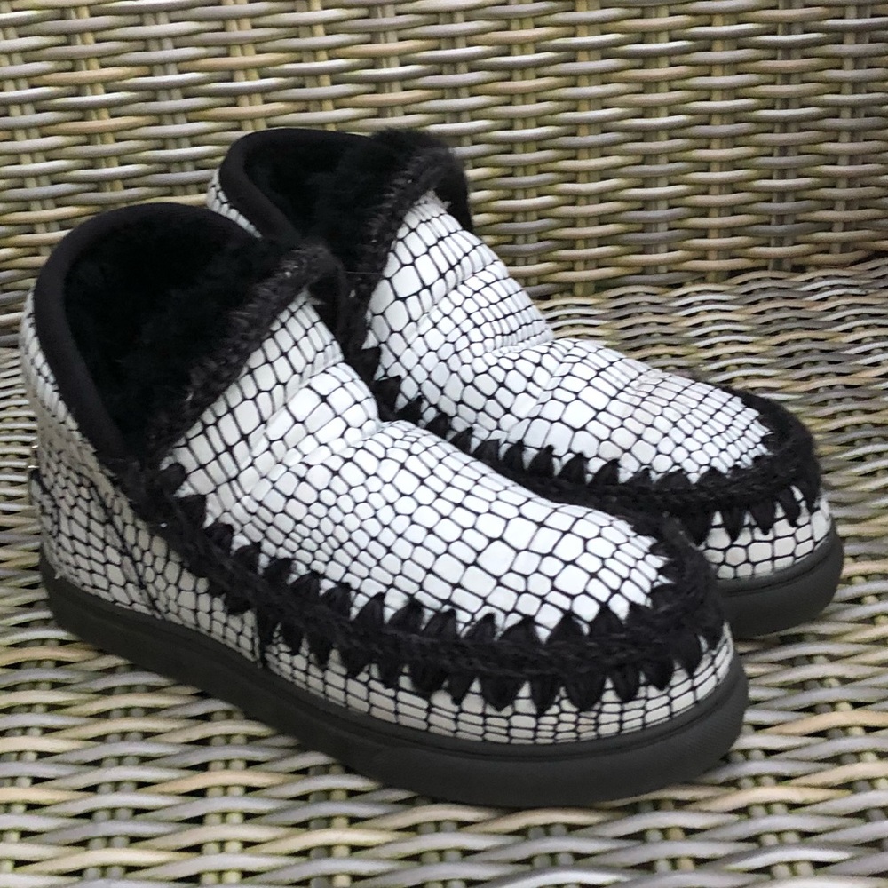MOU Animal Boots 39 8.5 Lizard White Sneaker Rare